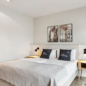 Appartamento Limehome Prenzlauer Allee - Digital Access Berlino